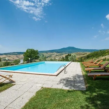 Sleeps 12 Pool Wifi Villa
