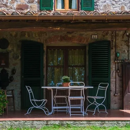 Sleeps 12 Pool Wifi Villa Radicofani